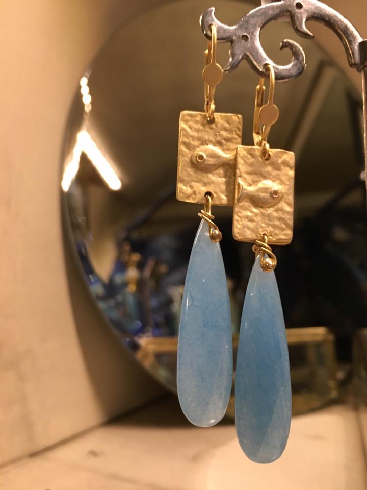 Orecchini Pendenti LES POULETTES BIJOUX - Foglia Martellata In Ottone Placcato Argento - Gioiello Artigianale In Cofanetto